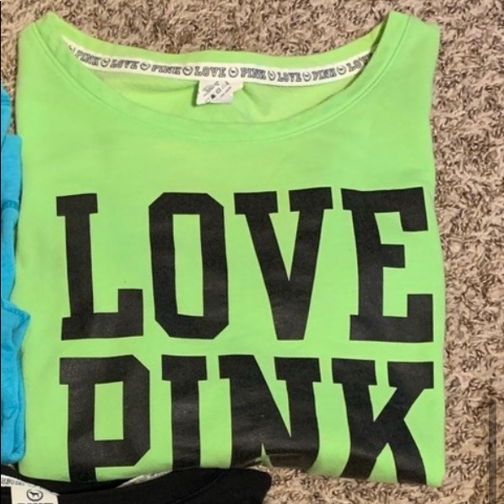 VS PINK Crewneck sweat shirt